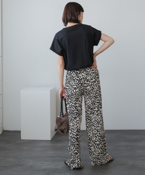 Bou Jeloud(ブージュルード)の「【M・Lサイズ展開】ストレッチプリーツパンツ(その他パンツ・レディース・A/オフホワイト・M/L)」の4枚目の写真
