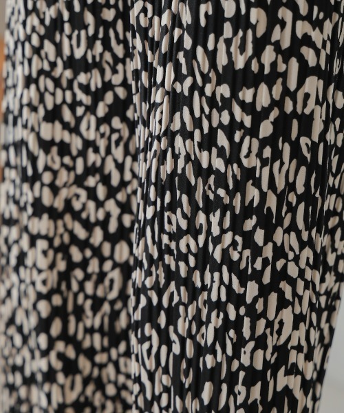 Bou Jeloud(ブージュルード)の「【M・Lサイズ展開】ストレッチプリーツパンツ(その他パンツ・レディース・A/オフホワイト・M/L)」の10枚目の写真