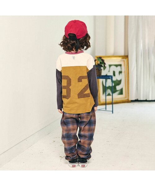 F.O.KIDS（エフオーキッズ）の「ナンバリングワッペンTシャツ（Tシャツ/カットソー・キッズ・ブルー/グレー/レインボー・80/90/100/110/120/130/140/150）」の5枚目の写真