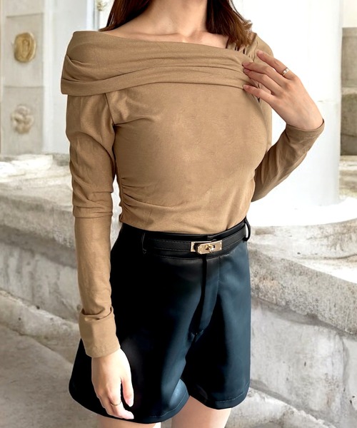 Julia Boutique（ジュリアブティック）の「ワンショルダー風カットソー（Tシャツ/カットソー・レディース・ブラウン/パープル/ブラック・ONE）」の15枚目の写真