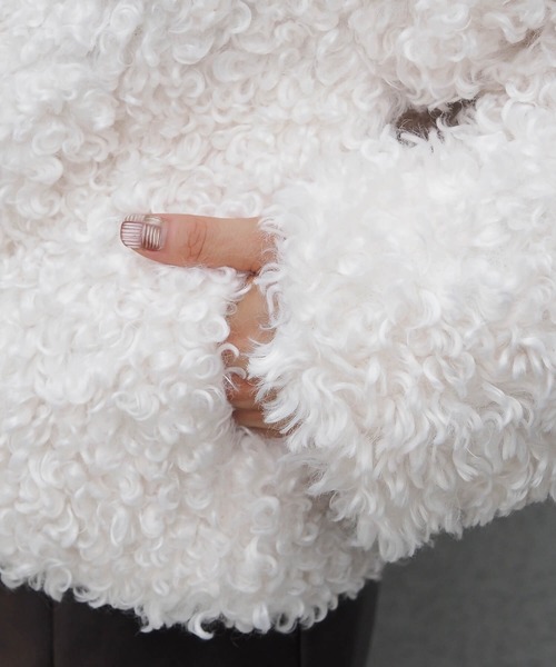 tiptop(ティップトップ)の「【LONG/FREE、丈が選べる2サイズ】プードルファーブルゾン(ブルゾン・レディース・グレー系その他2/ブルー系その他/ホワイト系その他/アイボリー/グレー系その他/グレー/チャコールグレー/ブルー・LONG/FREE)」の19枚目の写真