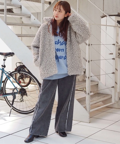 tiptop(ティップトップ)の「【LONG/FREE、丈が選べる2サイズ】プードルファーブルゾン(ブルゾン・レディース・グレー系その他2/ブルー系その他/ホワイト系その他/アイボリー/グレー系その他/グレー/チャコールグレー/ブルー・LONG/FREE)」の22枚目の写真