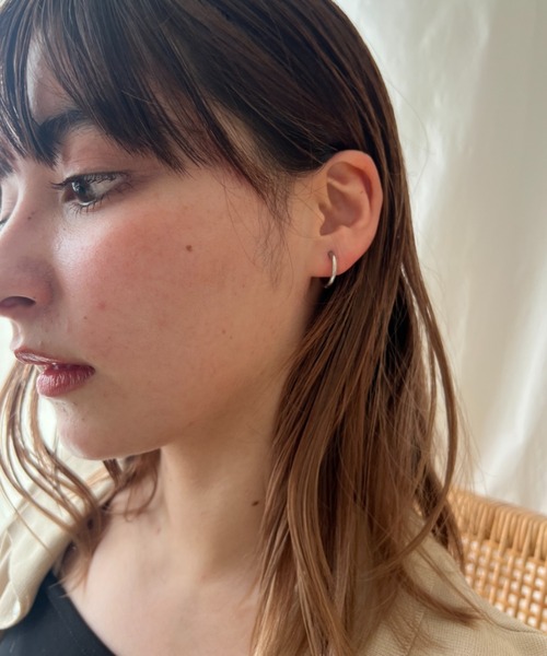 ciite'(シーテ)の「【 金属アレルギー対応 】 シンプルワンタッチ ミニフープピアス サージカルステンレス (両耳用)(ピアス(両耳用)・レディース・シルバー/ゴールド・FREE)」の4枚目の写真