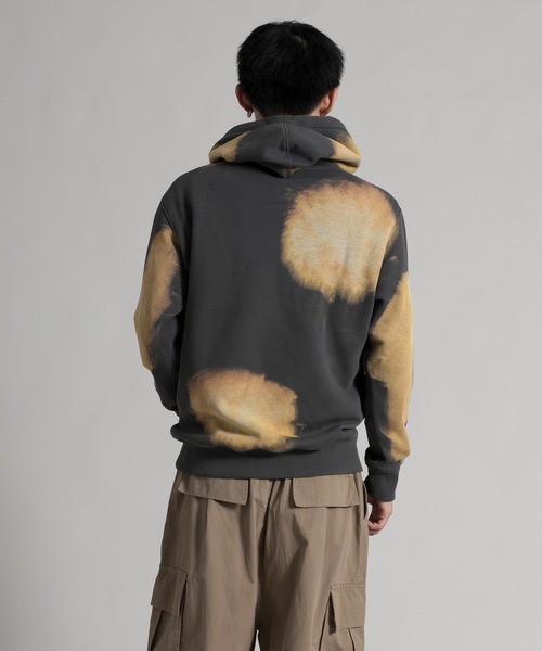 aimoha（アイモハ）の「【aimoha neo】裏起毛 Bleaching Processed Hoodie (AW)（パーカー・メンズ・ダークグレー/ベージュ・1/2/3/4）」の19枚目の写真