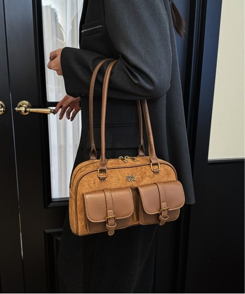 FREE STYLISTS(フリー スタイリスト)の「Y2K マルチポケットショルダーバッグ レトロ バックルデザインBAG / 500mlペットボトル収納可能(ショルダーバッグ・レディース・ブラウン/ブラック/ダークブラウン/ワイン/カーキ・FREE)」の19枚目の写真