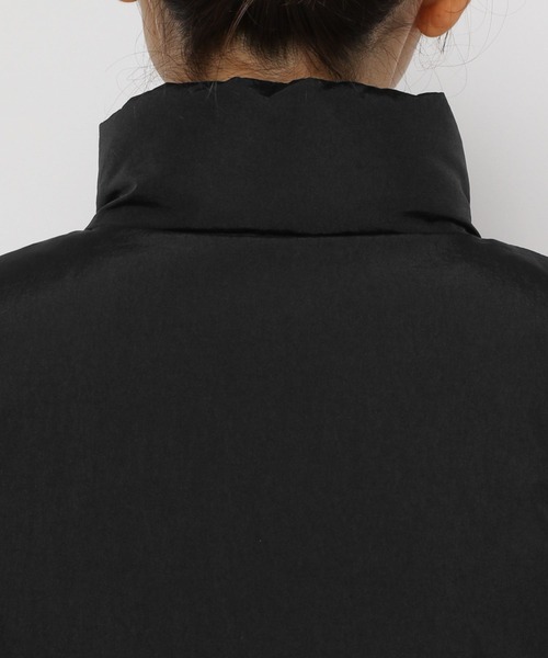 LOWRYS FARM（ローリーズファーム）の「ナカワタショートベスト 133588（ダウンベスト・レディース・ベージュ/ブラック・FREE）」の16枚目の写真