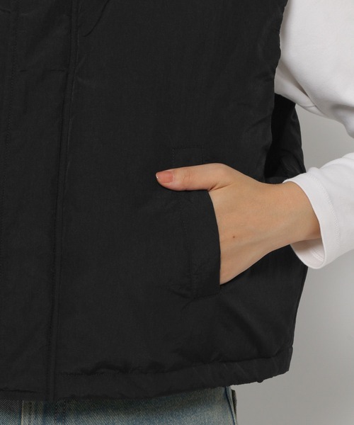 LOWRYS FARM（ローリーズファーム）の「ナカワタショートベスト 133588（ダウンベスト・レディース・ベージュ/ブラック・FREE）」の18枚目の写真