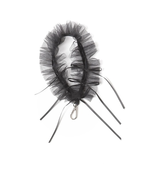 FOREVER 21（フォーエバー トゥエンティーワン）の「チュールリボンショートストラップ（スマホグッズ・レディース・グレー/ブラック・FREE）」の6枚目の写真