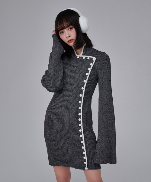 favclo.（ファブクロ）の「China Line Knit Dress / チャイナラインニットワンピース（ワンピース・レディース・ライトホワイト/ブラック・FREE）」の3枚目の写真