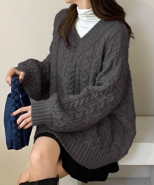 セール】Vネックケーブルニットセーター（ニット/セーター）｜GEMEDA