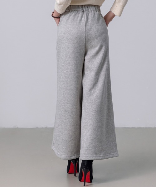 DAY CLOSET（デイ クローゼット）の「【ロング丈/吸湿発熱/裏起毛/ストレッチ有/幅広ゴム】ノームコアシャギータックワイドパンツ レディース（スウェットパンツ・レディース・ベージュ/ダークグレー/ブラック/グレー/ネイビー/カーキ・L/M）」の15枚目の写真