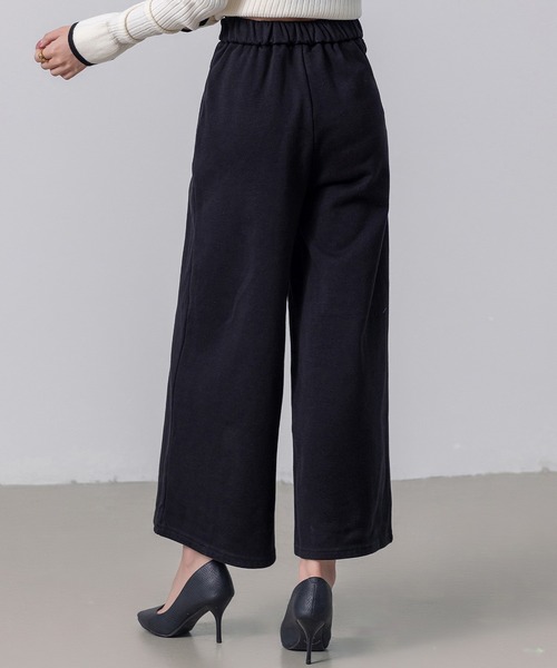 DAY CLOSET（デイ クローゼット）の「【ロング丈/吸湿発熱/裏起毛/ストレッチ有/幅広ゴム】ノームコアシャギータックワイドパンツ レディース（スウェットパンツ・レディース・ベージュ/ダークグレー/ブラック/グレー/ネイビー/カーキ・L/M）」の8枚目の写真