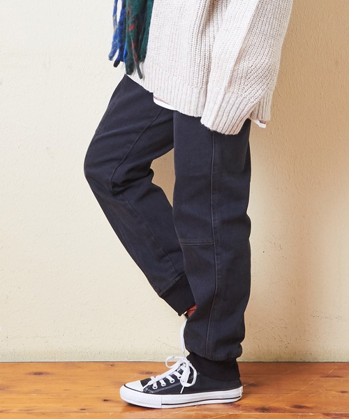 CUBE SUGAR(キューブシュガー)の「ストレッチデニム裏起毛ジョガーパンツ(デニムパンツ・レディース・ブラック/インディゴブルー/マルチ/ワンウォッシュ・S/M)」の2枚目の写真