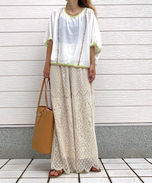 Q(キュー)の「チェーン付きバケットトート(トートバッグ・レディース・ブラック/ベージュ・ONE SIZE)」の9枚目の写真