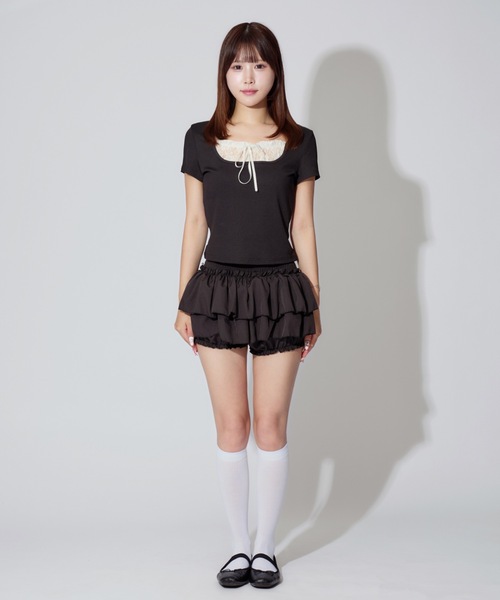 ALLuRing ChaRm（アリュリングチャーム）の「Square Neck Ruffle Ribbon Tops / スクエアネックフリルリボントップス（シャツ/ブラウス・レディース・ブラック/ブラック系その他・FREE）」の6枚目の写真