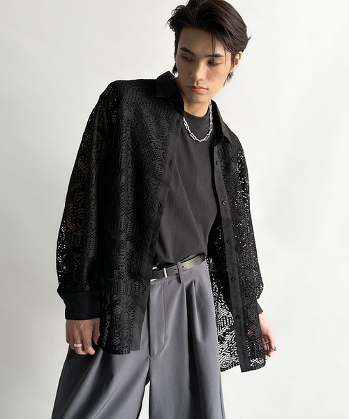 classicalelf(クラシカルエルフ)の「洗練された大人カジュアル。レースオーバーサイズシャツブラウス(長袖)(シャツ/ブラウス・レディース・ブラック/アイボリー/チャコール・LARGE/MEDIUM/SMALL/X-LARGE)」の7枚目の写真