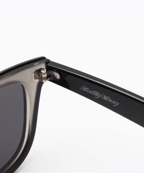 AZUL by moussy（アズールバイマウジー）の「マットフレームウエリントン型サングラス（サングラス・レディース・ブラック/ブラウン・FREE）」の6枚目の写真