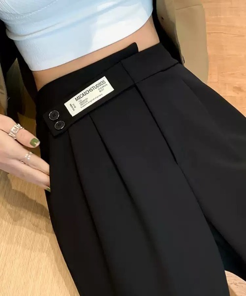 Teem Store(チームストア)の「ウエストデザイン スタイルアップ タックスリムスラックス(スラックス・レディース・ベージュ/ブラック・S/L/M)」の11枚目の写真