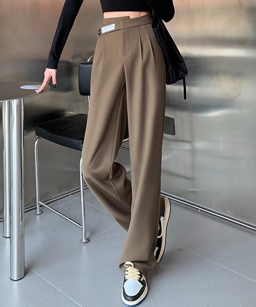 Teem Store(チームストア)の「ウエストデザイン スタイルアップ タックスリムスラックス(スラックス・レディース・ベージュ/ブラック・S/L/M)」の19枚目の写真