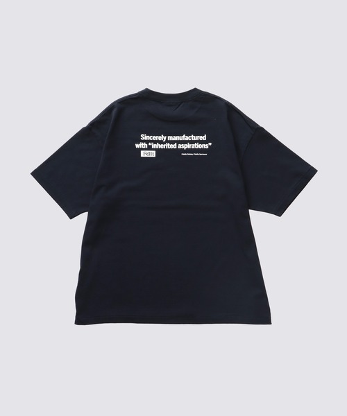 FIDELITY（フィデリティ）の「SCHEMES LOGO TUBE TEE / 企業ロゴプリントTシャツ（Tシャツ/カットソー・メンズ・その他1/ネイビー/ホワイト・LARGE/MEDIUM）」の6枚目の写真