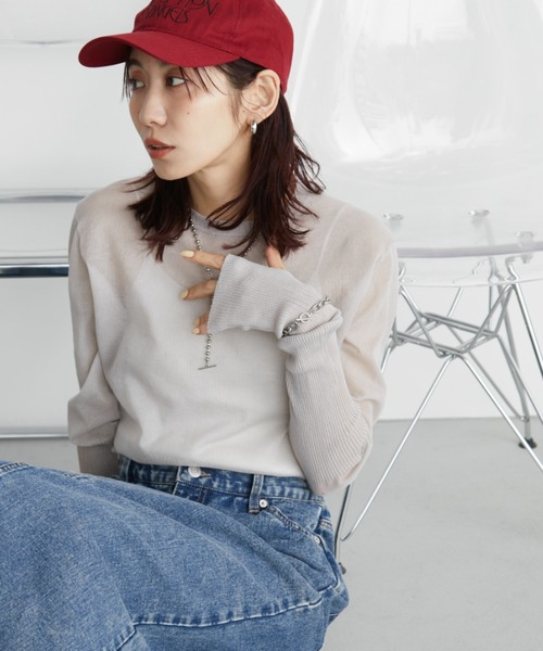 Auntie Rosa Holiday(アンティローザホリデー)の「ラメシアーロングリブサムホールニット(ニット/セーター・レディース・ブルー/ピンク/グレー・FREE)」の12枚目の写真
