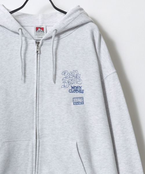 BEN DAVIS(ベンデイビス)の「BEN DAVIS/ベンデイビス ROUGH IDEAS ZIP HOODIE/オーバーサイズ 裏毛 ストリート バックプリント ロゴ ワンポイント刺繍 スウェット ジップアップパーカー フーディー/レディース メンズ(パーカー・メンズ・アッシュグレー/ダークブラウン/ブラック・XL/M/L)」の6枚目の写真
