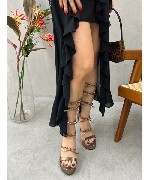 EVRIS（エヴリス）の「リボンストラップロングヒールサンダル（サンダル・レディース・ブラウン/ブラック・LARGE/MEDIUM/SMALL）」の10枚目の写真