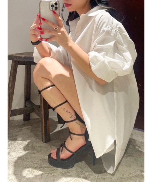 EVRIS（エヴリス）の「リボンストラップロングヒールサンダル（サンダル・レディース・ブラウン/ブラック・LARGE/MEDIUM/SMALL）」の4枚目の写真