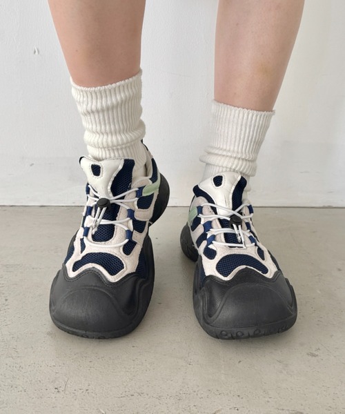 SOLLON.（ソルロン）の「ボリュームソールラインドロストスニーカーサンダル（スニーカー・レディース・ベージュ/ピンク/アイボリー/ブラック・23.5cm/24.5cm）」の17枚目の写真