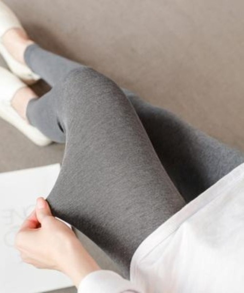 Mela（メラ）の「【マタニティ】裏ボアレギンス（レギンス/スパッツ・レディース・ライトグレー・L）」の9枚目の写真