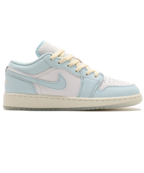 JORDAN BRAND(ジョーダンブランド)の「JORDAN BRAND AIR JORDAN 1 LOW SE (GS) / ジョーダンブランド エア ジョーダン 1 LOW SE (GS) / NIKE【SP】(スニーカー・レディース・ホワイト・23.5cm/24.0cm/24.5cm/25.0cm/23.0cm)」の4枚目の写真