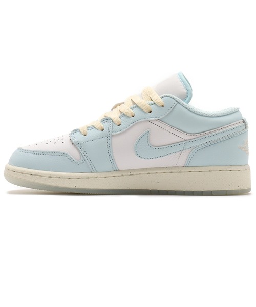 JORDAN BRAND(ジョーダンブランド)の「JORDAN BRAND AIR JORDAN 1 LOW SE (GS) / ジョーダンブランド エア ジョーダン 1 LOW SE (GS) / NIKE【SP】(スニーカー・レディース・ホワイト・23.5cm/24.0cm/24.5cm/25.0cm/23.0cm)」の5枚目の写真