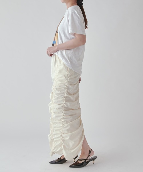 Lui's（ルイス）の「ギャザーデザインスカート（スカート・レディース・アイボリー/ブラック/ブラウン・FREE）」の11枚目の写真