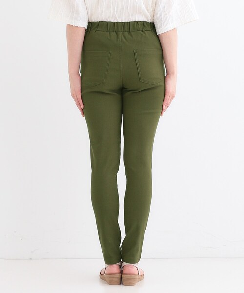 SHOO・LA・RUE（シューラルー）の「【S-LL】レイヤードスタイルに 脚をきれいに魅せる ストレッチスキニーパンツ（その他パンツ・レディース・ブラック/ダークオリーブ・01/02/03/04）」の3枚目の写真