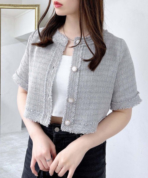 INGNI（イング）の「ツイードフリンジ半袖ジャケット（ノーカラージャケット・レディース・オフホワイト/グレー/ブルー・M）」の3枚目の写真