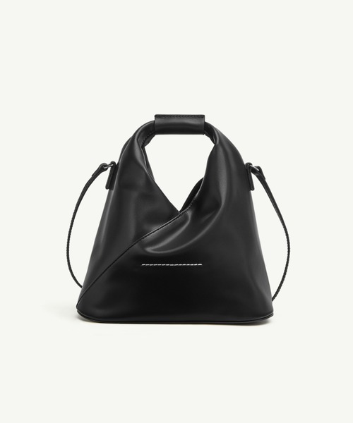 MM6 Maison Margiela（ｴﾑｴﾑｼｯｸｽ ﾒｿﾞﾝ ﾏﾙｼﾞｪﾗ）の「MM6 MAISON MARGIELA Japanese Crossbody Bag SB6WD0026（ボディバッグ/ウエストポーチ・レディース・ブラック・FREE）」の3枚目の写真