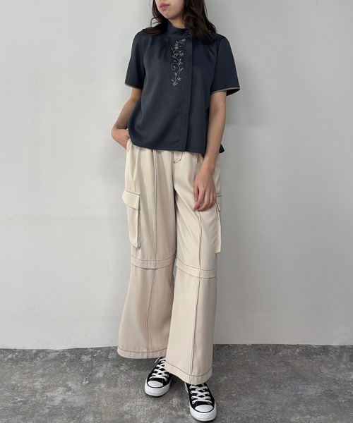 NICOLE CLUB(ニコル クラブ)の「オリエンタル刺繍ブラウス(シャツ/ブラウス・レディース・ネイビー/グリーン/オフホワイト・MEDIUM)」の6枚目の写真