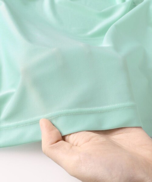 BRANSHES（ブランシェス）の「【水着/SWIM】長袖ラッシュガード（ラッシュガード・キッズ・ライトグリーン/ブラック・110/130/120/150/140/100/90）」の8枚目の写真