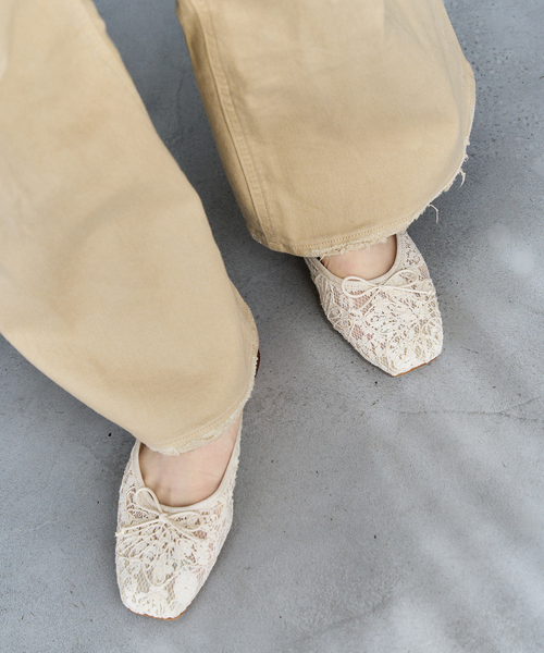 LE TALON（ルタロン）の「スクエアレースバレエミュール（バレエシューズ・レディース・ブラック×ブラック/アイボリー・SMALL/MEDIUM/LARGE/X-SMALL/X-LARGE）」の9枚目の写真