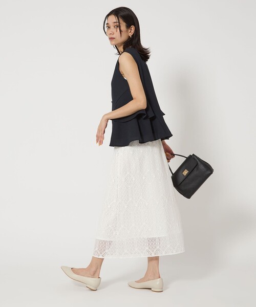 green label relaxing(グリーンレーベルリラクシング)の「サイドフレア 2WAY ジレ プルオーバー(カーディガン/ボレロ・レディース・ブラウン/ネイビー・FREE)」の5枚目の写真
