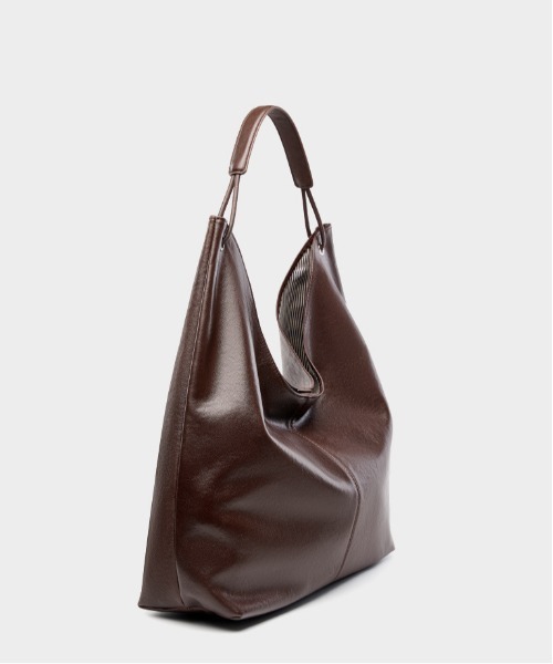 NiiNa(ニーナ)の「【 NiiNa / ニーナ 】高品質牛革 ワンハンドル タンニン レザーショルダーバッグ(ショルダーバッグ・レディース・ダークブラウン/ブラウン/ブラック・FREE)」の18枚目の写真