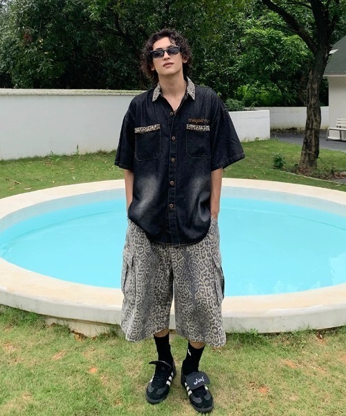 JEMUT正規品★25SS★Flint デニム半袖シャツ ヒョウ柄デニム半袖シャツ(シャツ/ブラウス)|GEMEDA