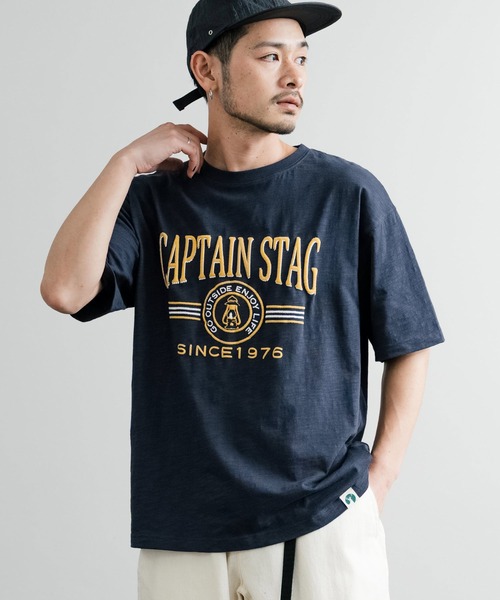 CAPTAIN STAG（キャプテンスタッグ）の「CAPTAIN STAG キャプテンスタッグ ビンテージカレッジプリントクルーネック半袖Tシャツ（Tシャツ/カットソー・メンズ・ネイビー/オレンジ/レッド/ホワイト/グリーン/ライトグリーン/ブルーグレー/オフホワイト・M/L/LL）」の4枚目の写真