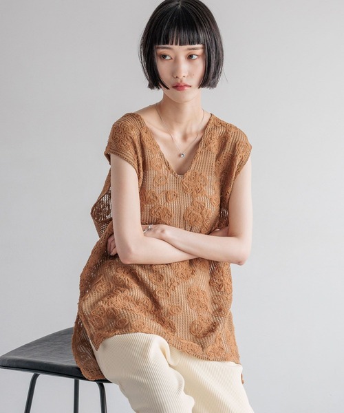 LOWRYS FARM（ローリーズファーム）の「３Ｄレースベスト　 492172（ベスト・レディース・ブラウン/ブラック/アイボリー・FREE）」の11枚目の写真