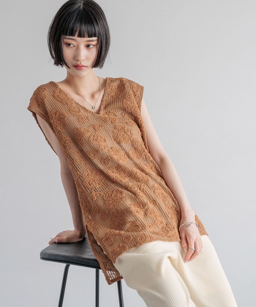 LOWRYS FARM（ローリーズファーム）の「３Ｄレースベスト　 492172（ベスト・レディース・ブラウン/ブラック/アイボリー・FREE）」の9枚目の写真