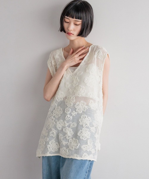 LOWRYS FARM（ローリーズファーム）の「3Dレースベスト 492172