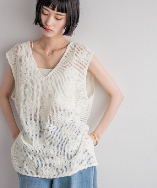 LOWRYS FARM（ローリーズファーム）の「３Ｄレースベスト　 492172（ベスト・レディース・ブラウン/ブラック/アイボリー・FREE）」の14枚目の写真