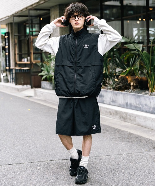 UMBRO(アンブロ)の「UMBRO アンブロ 別注コラボ ワンポイントロゴ刺繍ナイロンショートパンツ/ハーフパンツ セットアップ可能(その他パンツ・メンズ・チャコール/ブラック/ネイビー・M/L/XL)」の8枚目の写真