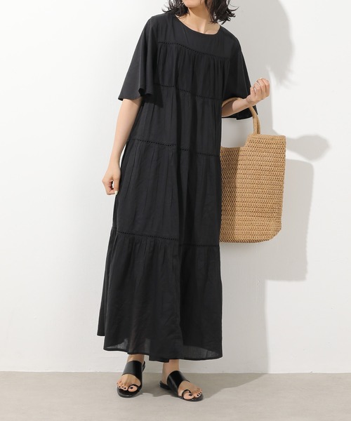 emesuelee(エメスーリー)の「ティアード半袖ワンピース(ワンピース・レディース・ブルー/ブラック/テラコッタ・フリー)」の7枚目の写真