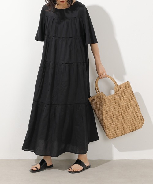 emesuelee(エメスーリー)の「ティアード半袖ワンピース(ワンピース・レディース・ブルー/ブラック/テラコッタ・フリー)」の8枚目の写真